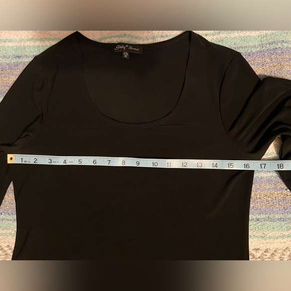 GUC Slinky Brand 3/4 Sleeve Black Tunic - Picture 3 of 7